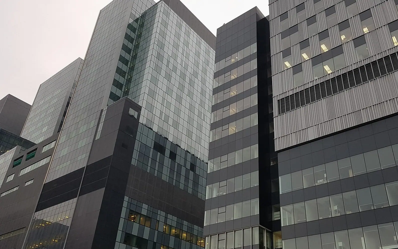 Montreal, building and city